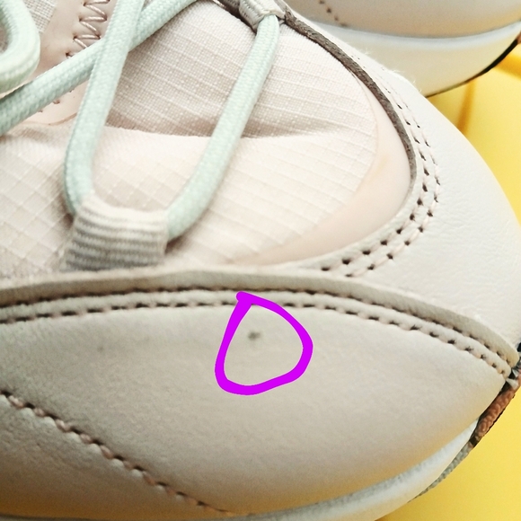 Nike Women's Air Max - Picture 14 of 16